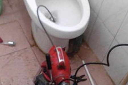 厕所漏水的办法,新泰青云厕所漏水怎么搞|厨房下水管如何清洗